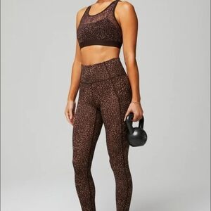 Stylish Brown Patterned Leggings for Women